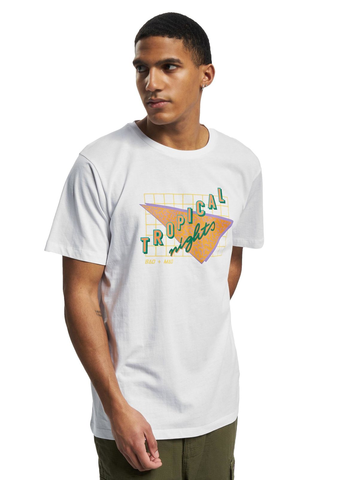 BAD+MAD Rio R-Ausschnitt T-Shirt weiß