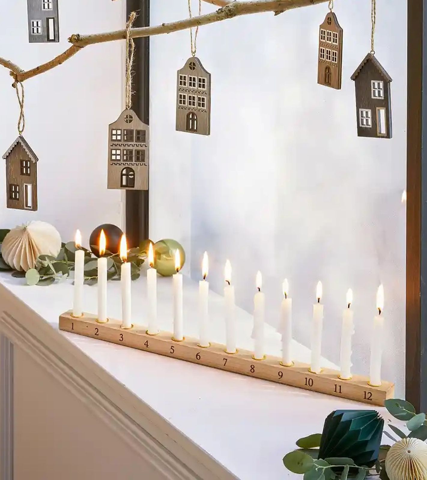 Dekorativer Kerzen-Adventskalender Kerzenhalter für 24 schmale Kerzen Wohn-Dekoration 909601 Beige