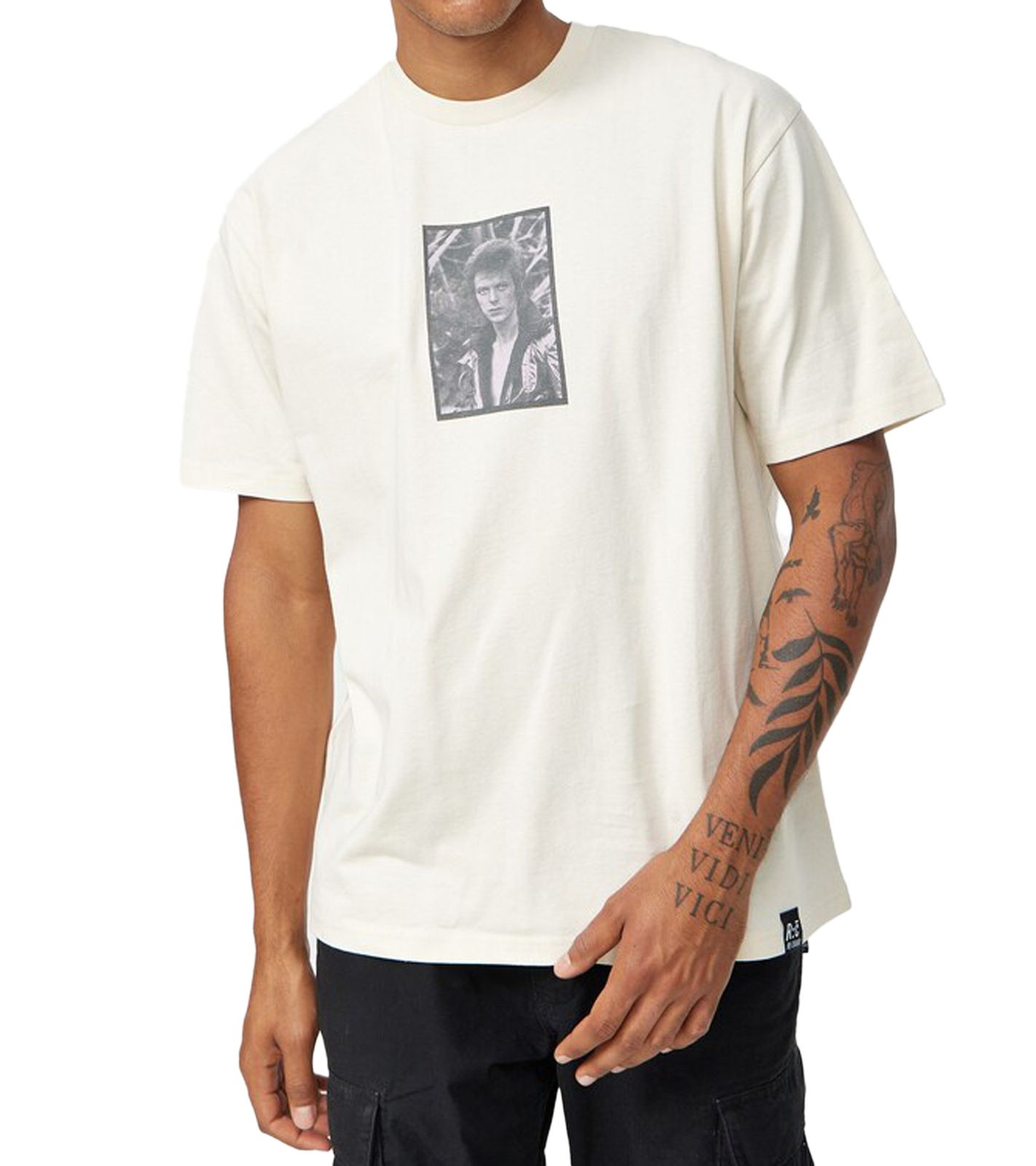 RE:COVERED X Bowie Herren T-Shirt mit "David Bowie King of Rock"-Print Baumwoll-Shirt Rundhals-Shirt MMPER769 Beige